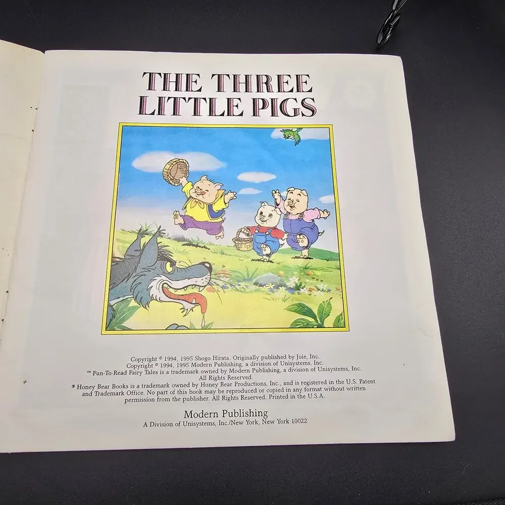 Vintage 1994 The Three Little Pigs Modern Pub Honey Bear